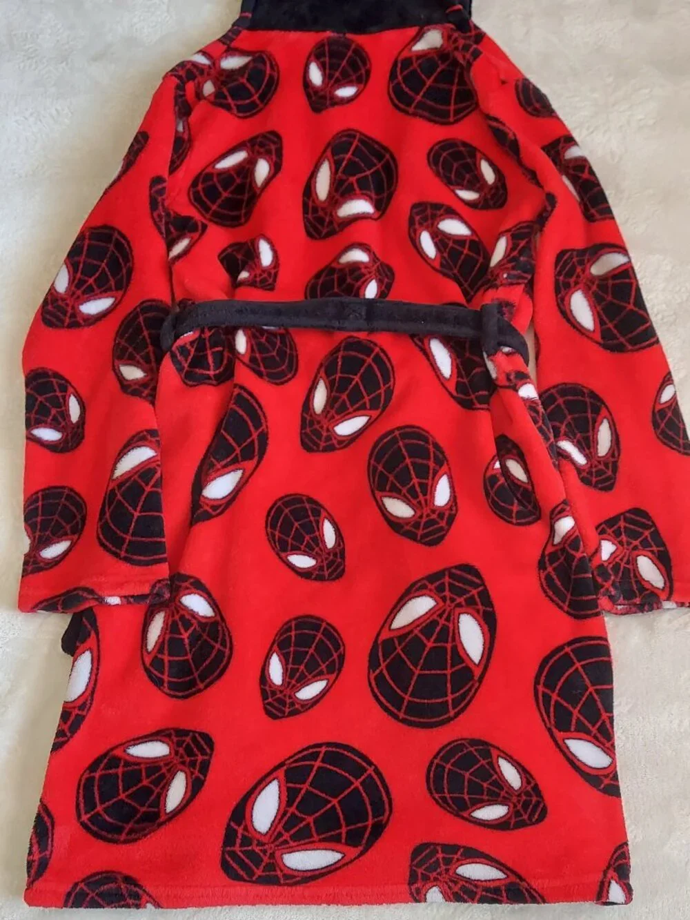 Marvel cozy red